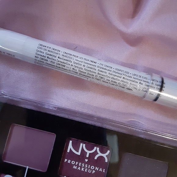NYX Jumbo Eye Pencil In MILK New - Picture 2 of 3